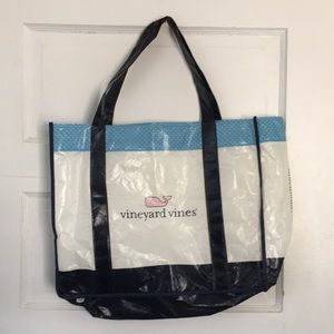 Vineyard Vines shopping tote